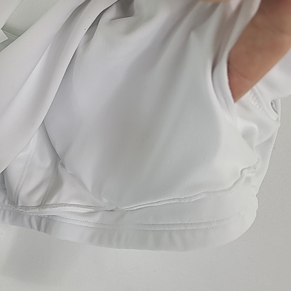 NWT Fabletics Women's Principal Low Impact White Sports Bra Size M MSRP $50 - Picture 5 of 5